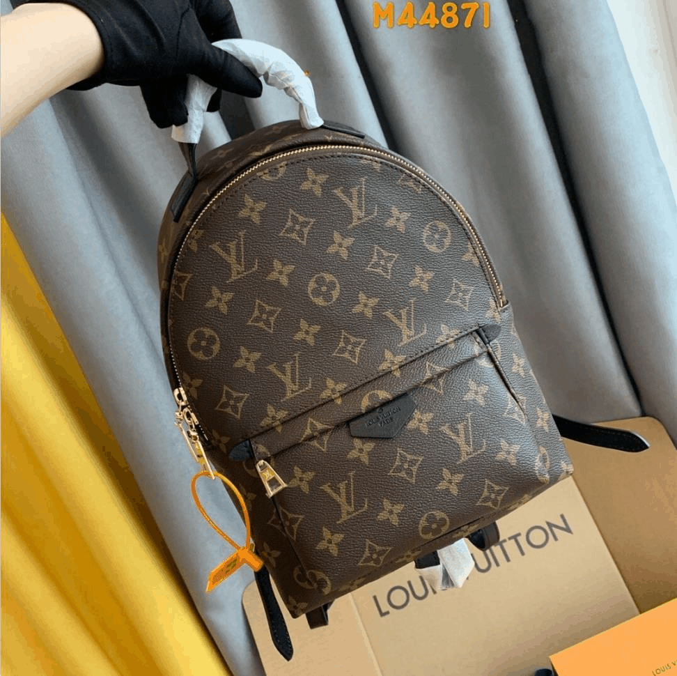 GG's LOUIS's VUTTON's VITTONings LVs YSL'S Handbags PALM SPRING MINI Backpack Women Leather Shoulder Messenger Bags Purs
GG's LOUIS's VUTTON's VITTONings LVs YSL'S Handbags PALM SPRING MINI Backpack Women Leather Shoulder Messenger Bags Purs