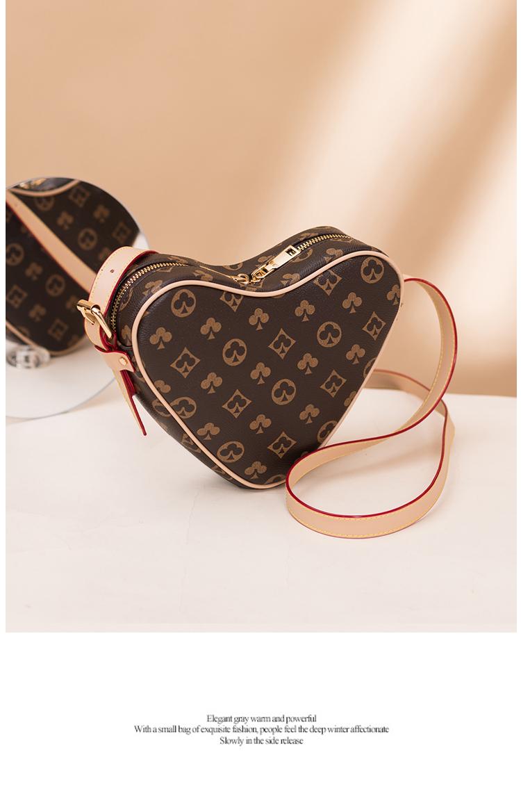 Totes 2021 Women's Heart-shaped Crossbody Handbag, Classic And Stylish A1270, Brown-1
Totes 2021 Women's Heart-shaped Crossbody Handbag, Classic And Stylish A1270, Brown-1