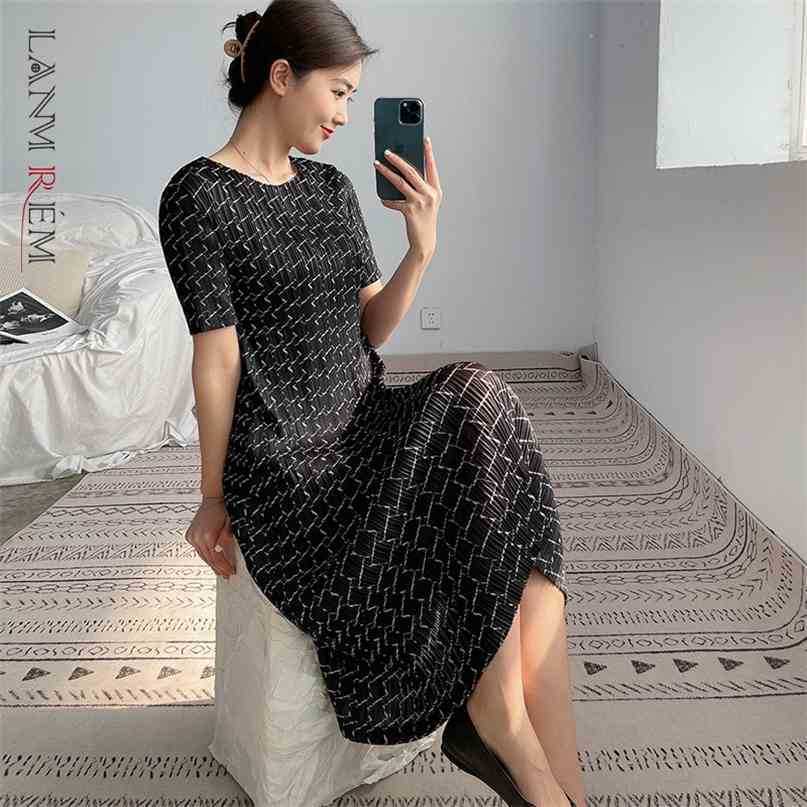 Pleated Round Neck Dress Short Sleeve Women's Large Medium Length es Summer Arrivals 2D1579 210526, Black 
Pleated Round Neck Dress Short Sleeve Women's Large Medium Length es Summer Arrivals 2D1579 210526, Black