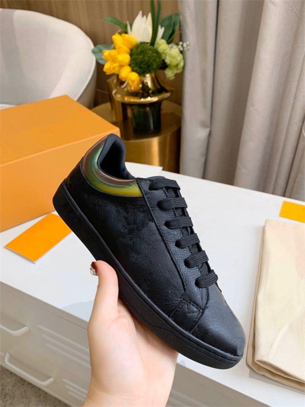 2021 High quality Fashion Triple s Low Old Dad Sneakers Casual Shoes for men women increasing size white 35-44, 02
2021 High quality Fashion Triple s Low Old Dad Sneakers Casual Shoes for men women increasing size white 35-44, 02