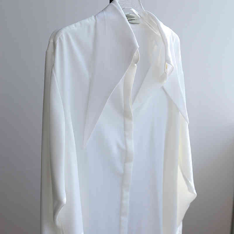 Loose White Blouse For Women Lapel Long Sleeve Casual Minimalist Basic Shirt Female Fashion Clothes Spring 210524