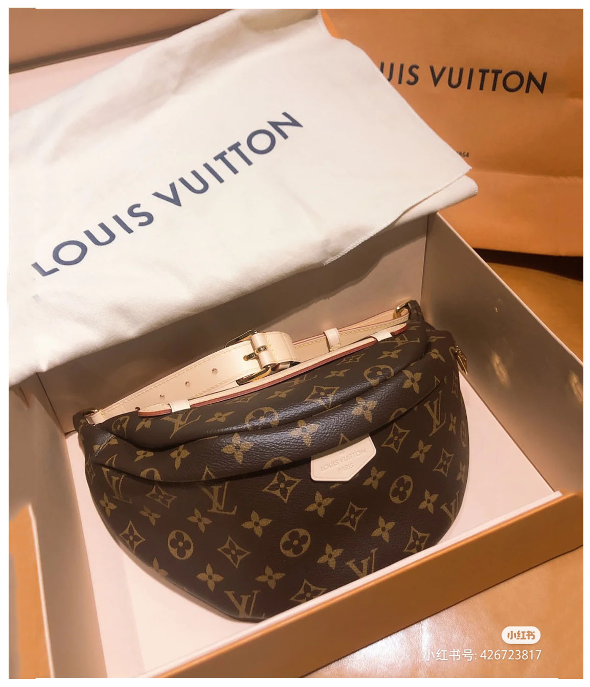 GGLVLouis
Bag VittonYSL
BUMBAG Designers luxurys Women Men Bumbag Cross Body Shoulder Bag Waist Bags Temperament Cross Fanny Pack Bum Waist Bags, Customize
GGLVLouis
Bag VittonYSL
BUMBAG Designers luxurys Women Men Bumbag Cross Body Shoulder Bag Waist Bags Temperament Cross Fanny Pack Bum Waist Bags, Customize