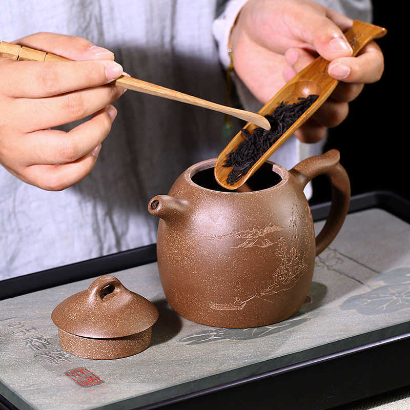 Quality Large capacity 420ml Yixing tea pot purple clay teapot Handmade kettle Raw ore Teaware Chinese Tea ceremony supplies 210813