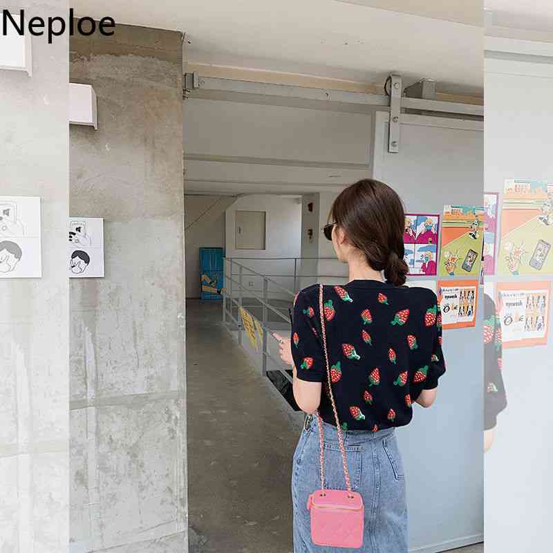 Neploe Black Knitted Cardigan Women Summer Sweet Strawberry V Neck Crop Tops Korean Fashion Thin Short Sleeve Sweater T Shirt 210422
