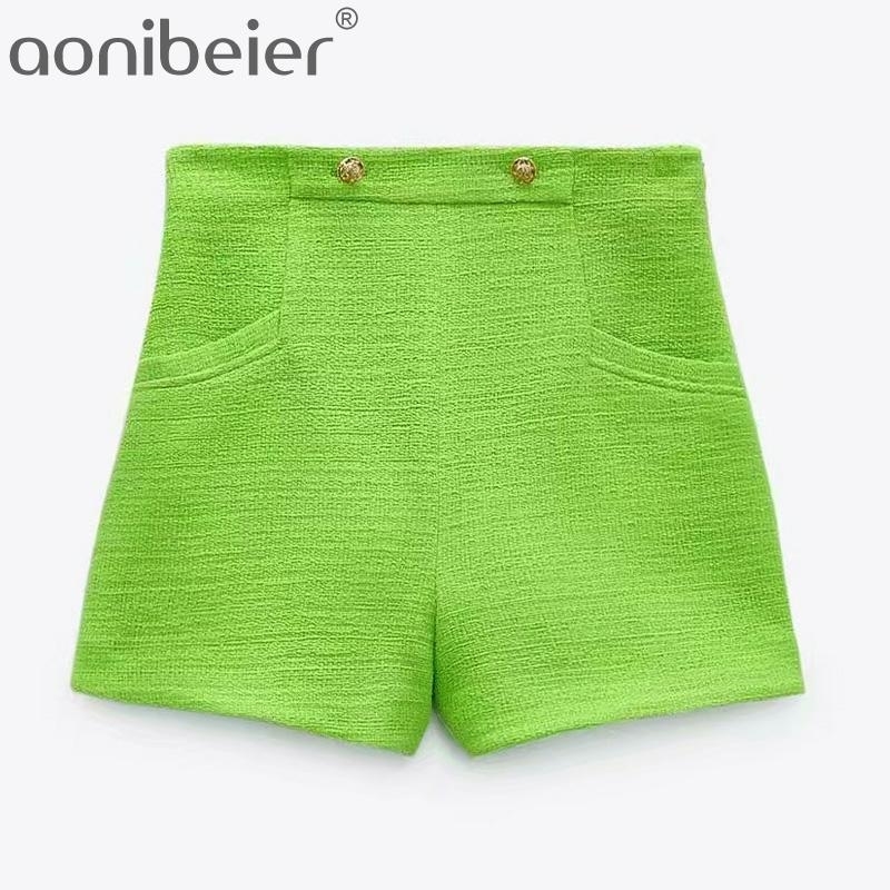 Green Textured Casual Straight Shorts Summer Fashion Buttons Side Pockets High Waist Women Female Bottoms 210604
Green Textured Casual Straight Shorts Summer Fashion Buttons Side Pockets High Waist Women Female Bottoms 210604
