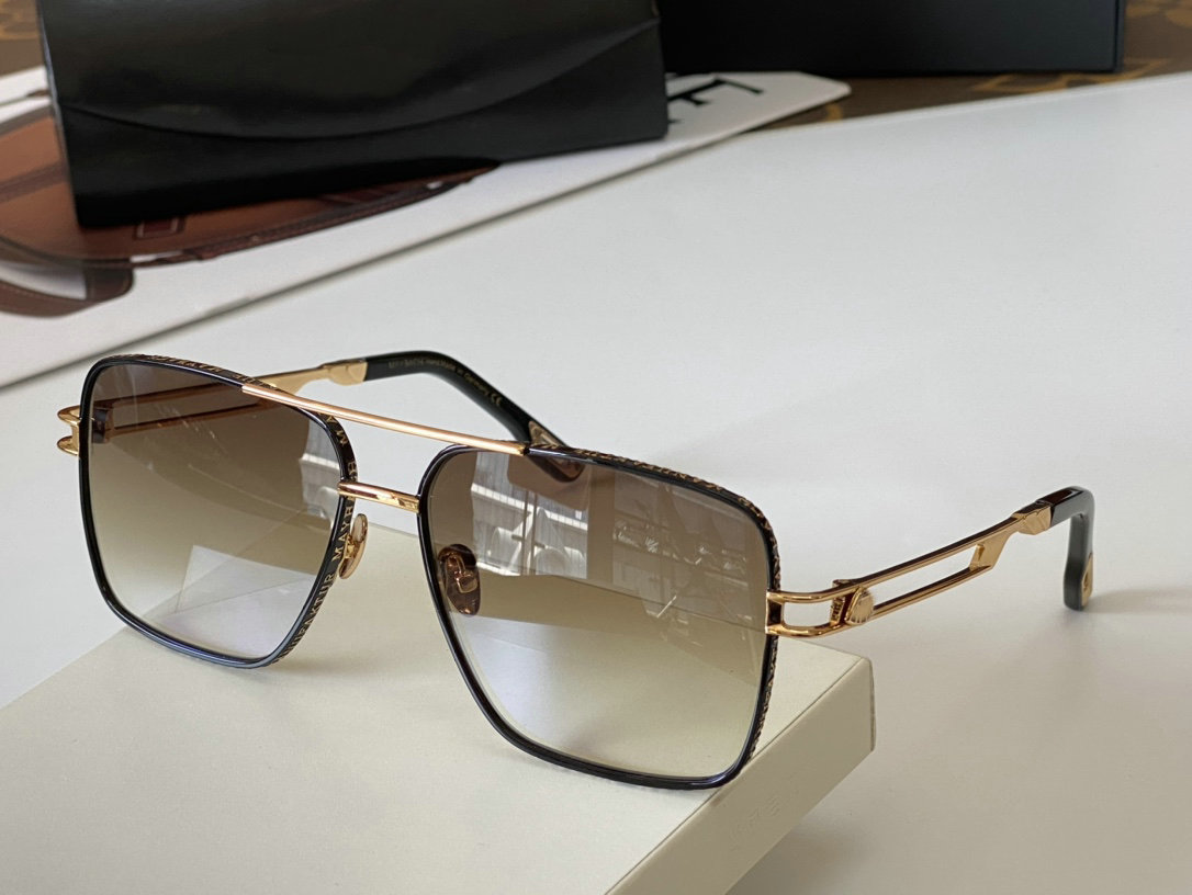 designer glasses 2021 Trendy Oversize Maybach Sunglasses Women Luxury Fashion Gradient Rimless Shaded Big Metal Frame Square Sun Glasses Men TTAH U9F0
designer glasses 2021 Trendy Oversize Maybach Sunglasses Women Luxury Fashion Gradient Rimless Shaded Big Metal Frame Square Sun Glasses Men TTAH U9F0