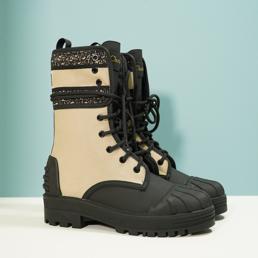 Boot Designer men and women luxury rois shell head knight British style white canvas Martin tube thick bottom with logo size -41, Black
Boot Designer men and women luxury rois shell head knight British style white canvas Martin tube thick bottom with logo size -41, Black
