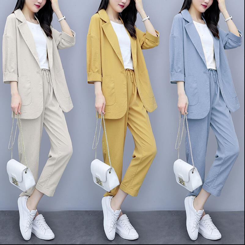 women tracksuits autumn summer causal 2 piece setssuit plus size solid cotton and linen blazer coat harem pants suits, Gray
women tracksuits autumn summer causal 2 piece setssuit plus size solid cotton and linen blazer coat harem pants suits, Gray