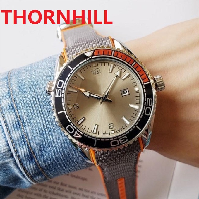 Luxury Quartz Business Fashio Simple Designer Watch Men High Strength Glass Fabric Nylon Strap Sports Wristwatches, Slivery;brown
Luxury Quartz Business Fashio Simple Designer Watch Men High Strength Glass Fabric Nylon Strap Sports Wristwatches, Slivery;brown