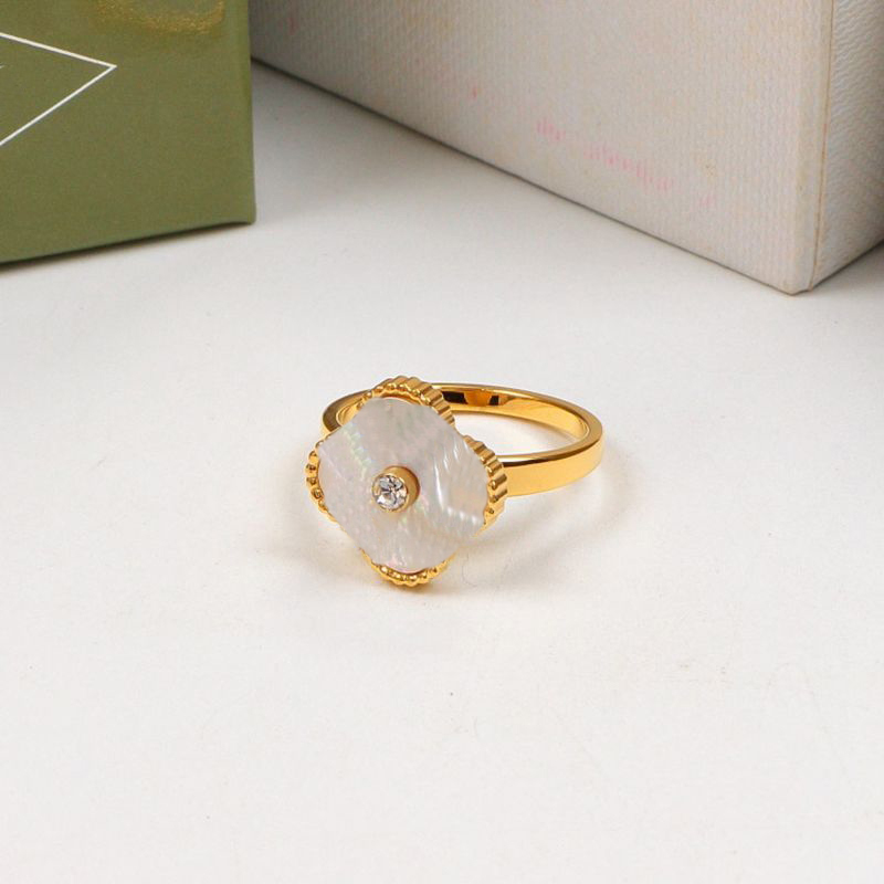 Carti Jewelry Ladies band rings Pendant bracelet van Screw Party Wedding arpels Couple Gift Love Ring Fashion Designer rings a2
Carti Jewelry Ladies band rings Pendant bracelet van Screw Party Wedding arpels Couple Gift Love Ring Fashion Designer rings a2