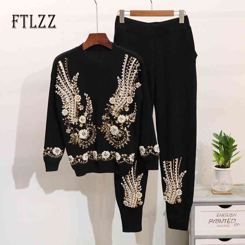 Fashion Woman Tracksuit Autumn Winter Two Piece Set Vintage Beaded Embroidery Sweater Top + Pants Knitted Sportsuits 210602
Fashion Woman Tracksuit Autumn Winter Two Piece Set Vintage Beaded Embroidery Sweater Top + Pants Knitted Sportsuits 210602
