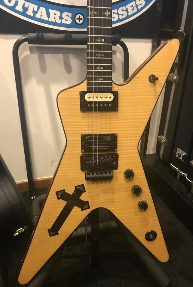 Southern Cross Dimebag Darrell 333 Flame Maple Natural Electric Guitar AbaloneCross Inlay, Floyd Rose Tremolo Bridge & Whammy Bar, Black Hardware
Southern Cross Dimebag Darrell 333 Flame Maple Natural Electric Guitar AbaloneCross Inlay, Floyd Rose Tremolo Bridge & Whammy Bar, Black Hardware
