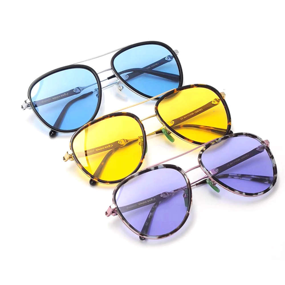 Highend accessories Metal Fashion Polarized Sunglass With Titanium Material, Black
Highend accessories Metal Fashion Polarized Sunglass With Titanium Material, Black