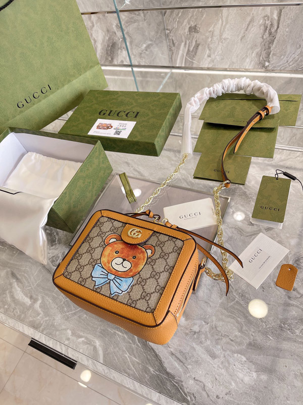 Women Luxurys Designers Women Handbags Men Shoulder Wallet Messenger Fashion Purse 2021 Pattern Handbag Square Bag Bear Enkjf, Red;black
Women Luxurys Designers Women Handbags Men Shoulder Wallet Messenger Fashion Purse 2021 Pattern Handbag Square Bag Bear Enkjf, Red;black