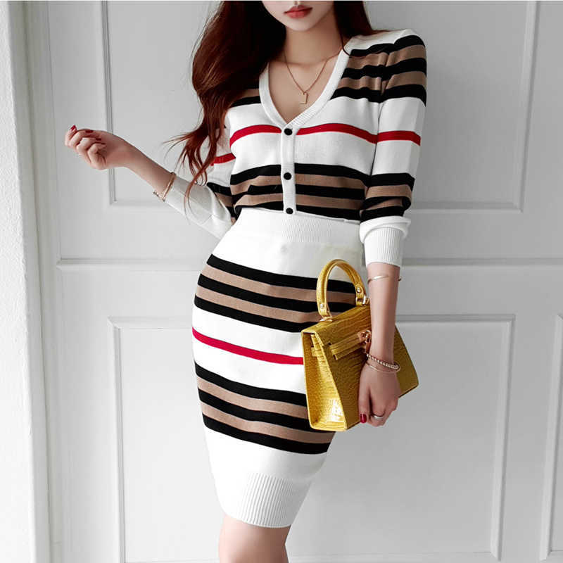 Autumn 2 Piece Suit Ladies Winter Knitting Striped Korea Long Sleeve V Neck Tops and Mini Skirt Sexy Set for Women Clothing 210708