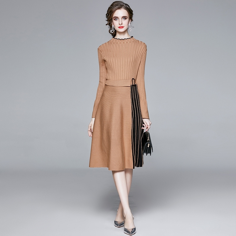 Winter Elegant Knitted Patchwork Pleated Dress Women Flare Sleeve Sweater Office Midi Vestidos With Belt 210520, Photo color
Winter Elegant Knitted Patchwork Pleated Dress Women Flare Sleeve Sweater Office Midi Vestidos With Belt 210520, Photo color