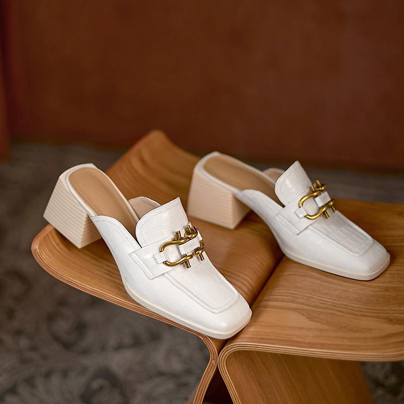Dress Shoes ROYESIC, Summer 2021, Women's Slippers, Sandals, Metal Buttons, Leisure, Mueller Shoes, Medium Heels, Natural Leather, Handmade, White
Dress Shoes ROYESIC, Summer 2021, Women's Slippers, Sandals, Metal Buttons, Leisure, Mueller Shoes, Medium Heels, Natural Leather, Handmade, White