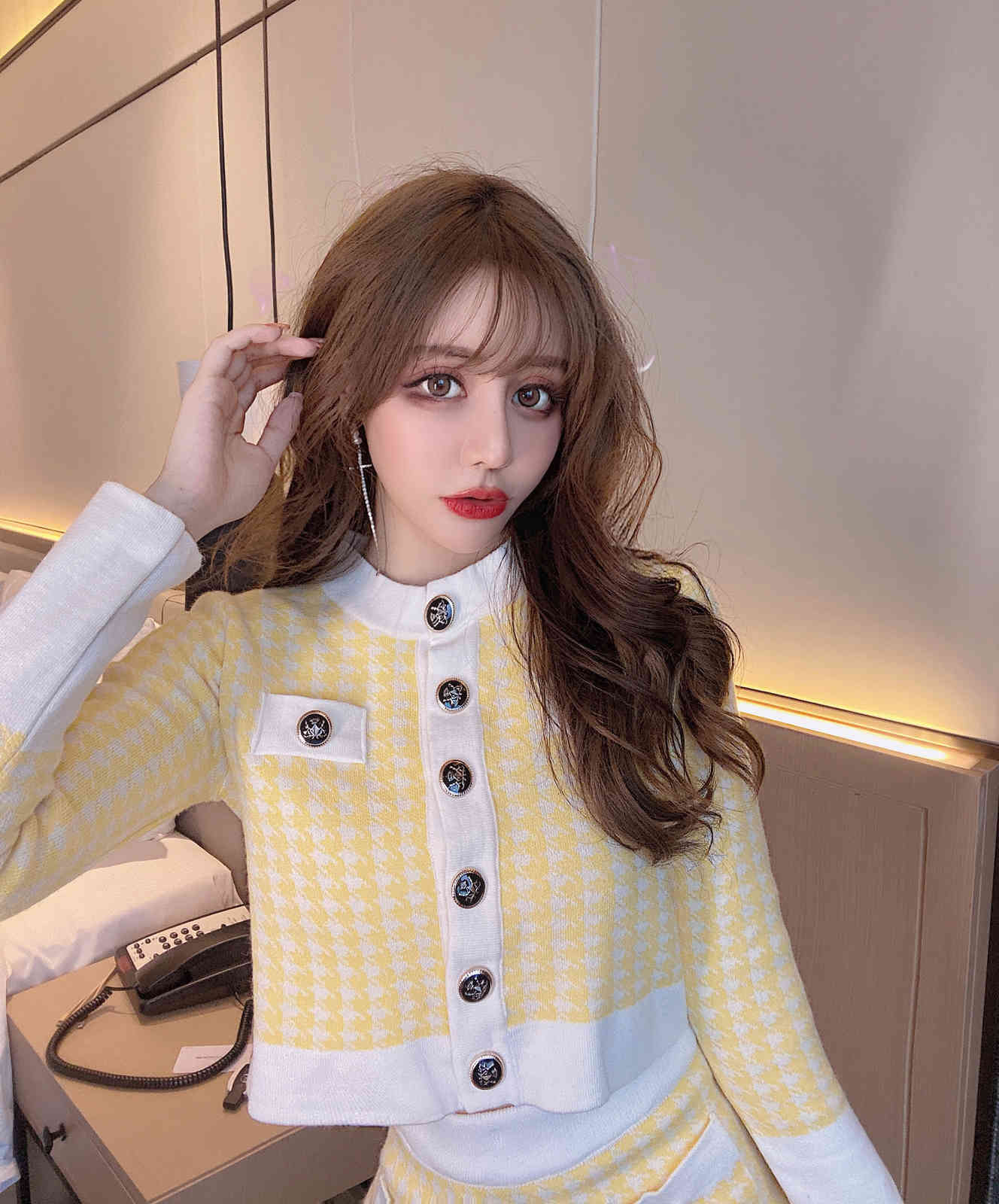 Spring Yellow Plaid Single-breastedKnitted Sweaters Women Two Piece Set Short Cardigan Top + Mini Skirt Suit Outfits 210519