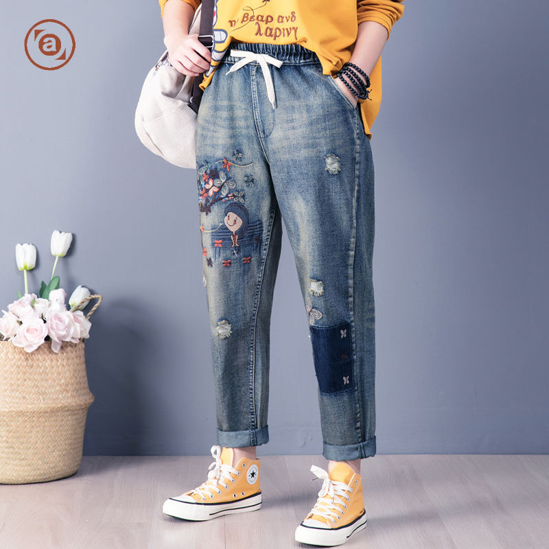 Spring Arts Style Women Elastic Waist Loose Jeans Vintage Embroidery Cartoon Patchwork Denim Harem Pants Plus Size S620 210512