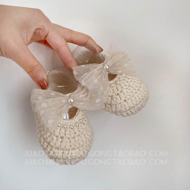 Sandals Handmade Crochet Baby Shoes Lace Mesh Bow Female Cute Princess Hundred Days Full Moon Banquet Finished Products, Black;red
Sandals Handmade Crochet Baby Shoes Lace Mesh Bow Female Cute Princess Hundred Days Full Moon Banquet Finished Products, Black;red