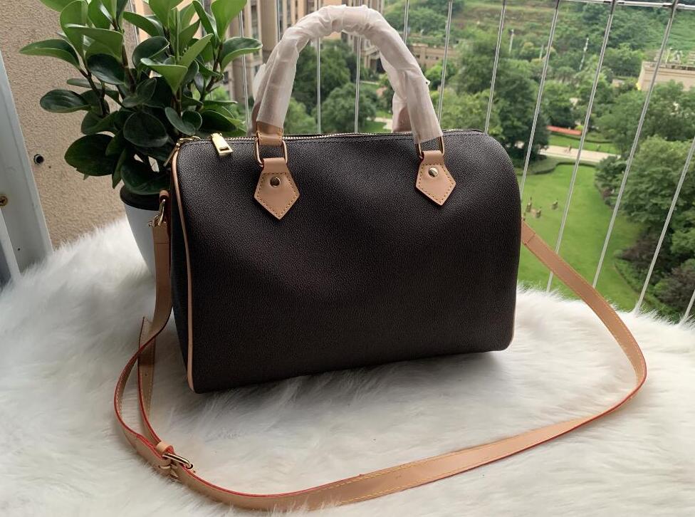 discounts Women Messenger Travel bag Classic Style Fashion Shoulder Bags Lady Totes handbags Synthetic Leather 30 cm With key lock Plain, Brown/grid
discounts Women Messenger Travel bag Classic Style Fashion Shoulder Bags Lady Totes handbags Synthetic Leather 30 cm With key lock Plain, Brown/grid
