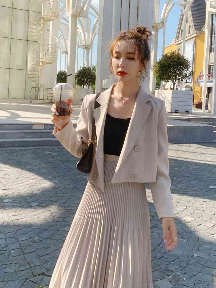 Autumn Women's 2 Piece Sets Elegant Fashion Office Long Sleeve double-breasted Short Coat Outwear+Pleated Long Skirts Suit 210518