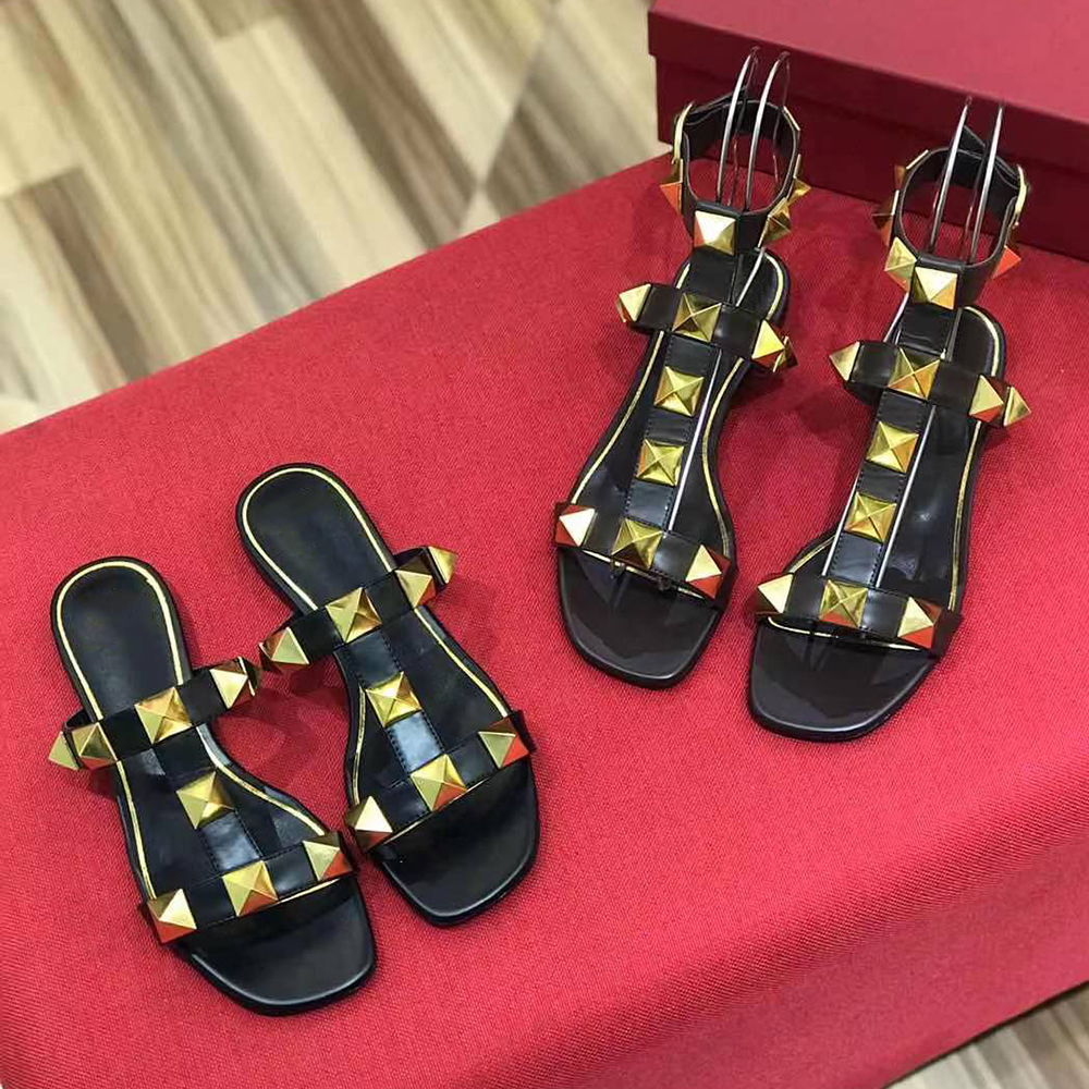 Summer Top Luxury Designer Womens Sandals Flat Slippers Fashion Oversized Golden Rivets Sexy Ladies Calfskin Leather Slides Flip Flops Wedding Party Shoes, Make up the freight
Summer Top Luxury Designer Womens Sandals Flat Slippers Fashion Oversized Golden Rivets Sexy Ladies Calfskin Leather Slides Flip Flops Wedding Party Shoes, Make up the freight