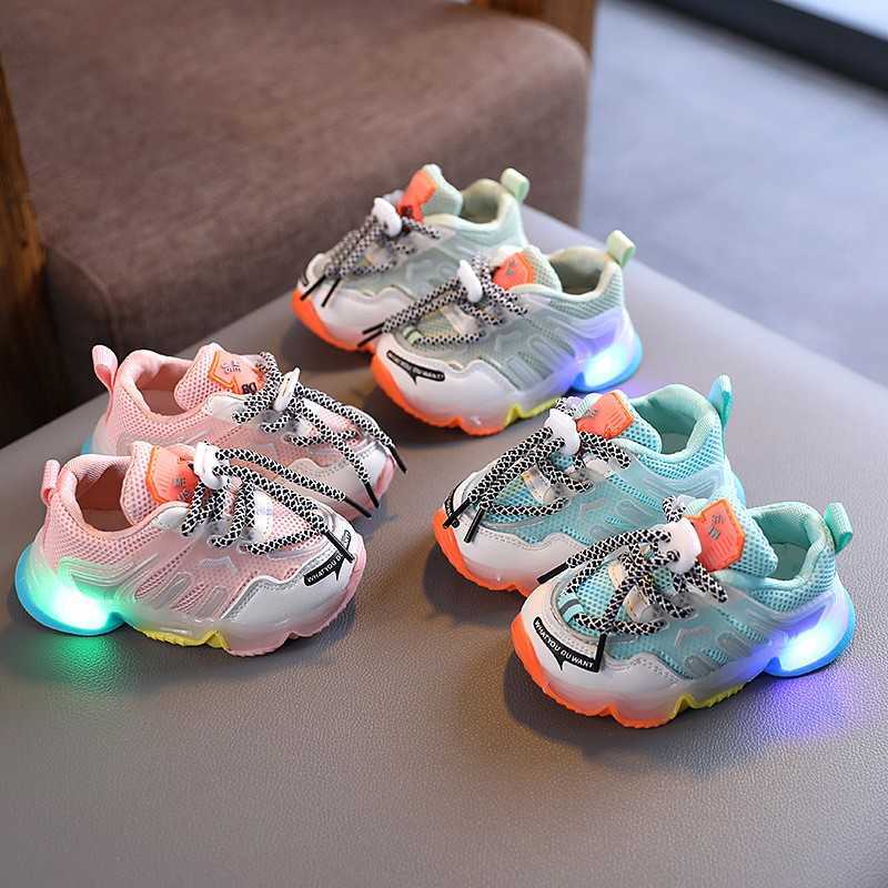 New Kids Shoes Luminous Children Sports Shoes Toddler Boys LED Glowing Kids Sneakers For Baby Girls Sneaker Light Running Shoes X0703