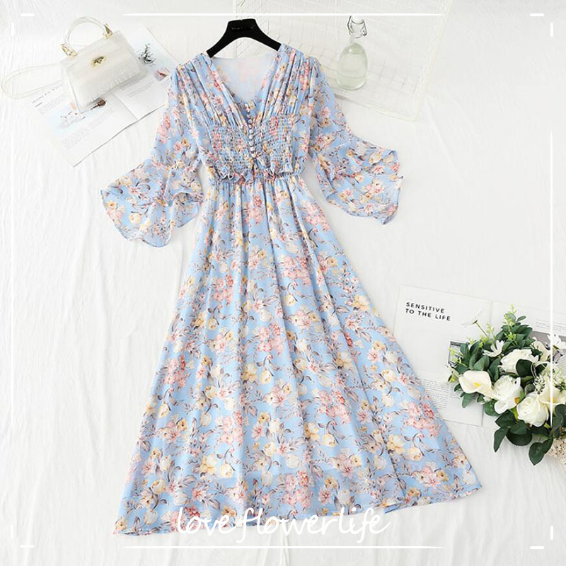Women Summer Dress Fashion Floral High Waist Sweet Chiffon Long Dress Korean Style V-neck Flare sleeves Beach Dress 210521, Floral 4
Women Summer Dress Fashion Floral High Waist Sweet Chiffon Long Dress Korean Style V-neck Flare sleeves Beach Dress 210521, Floral 4