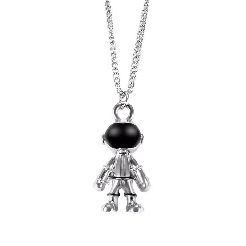 Chains Astronaut Stainless Steel Necklace Female Accessories Pendant Cool Punk Personality Street Hip Hop Male Trendy Jewelry Sweater
Chains Astronaut Stainless Steel Necklace Female Accessories Pendant Cool Punk Personality Street Hip Hop Male Trendy Jewelry Sweater