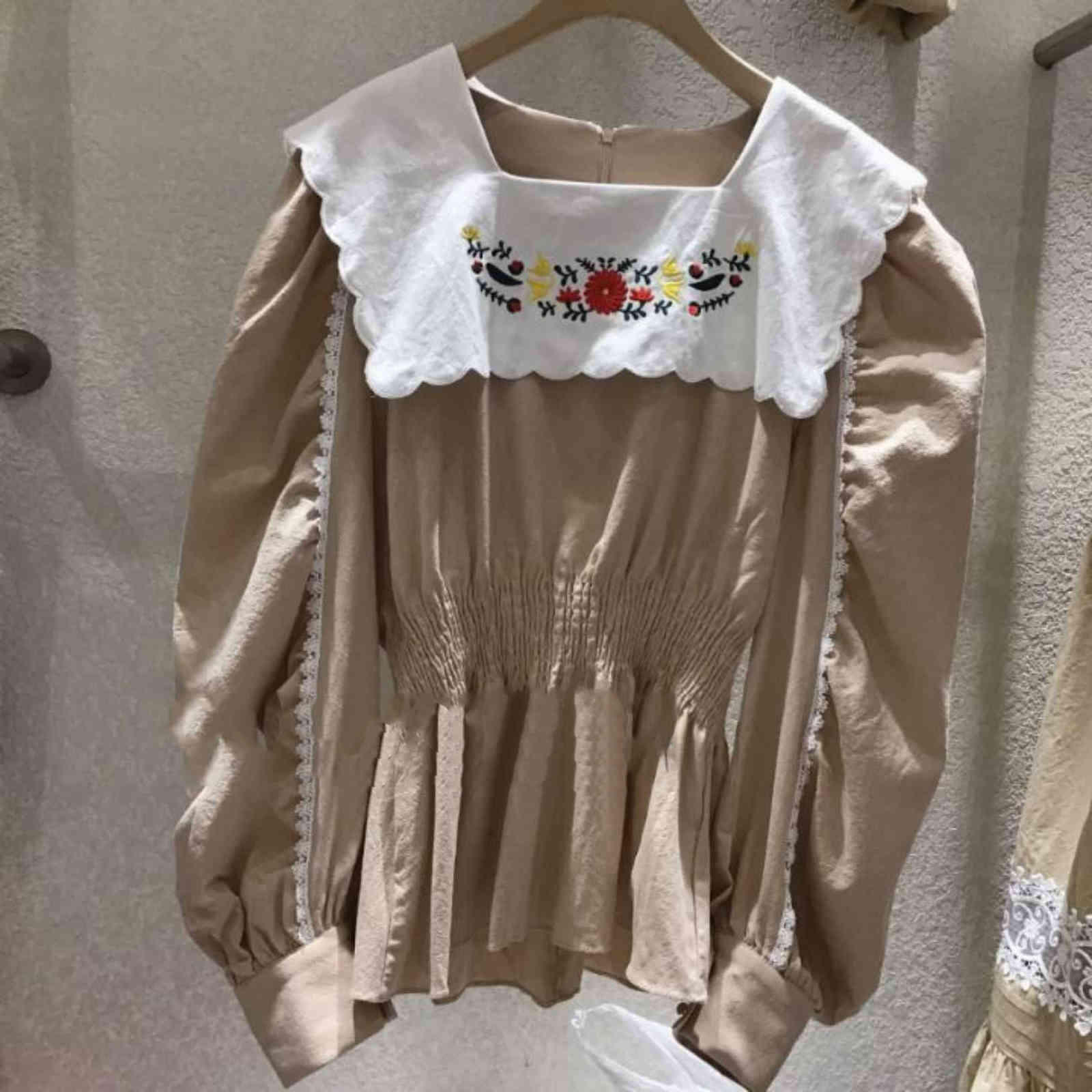 Nomikuma Sweet Floral Embroidery Turn-down Collar Women Blouse Autumn New Long Sleeve Causal Doll Shirt Korean Blusas 6C671 210427