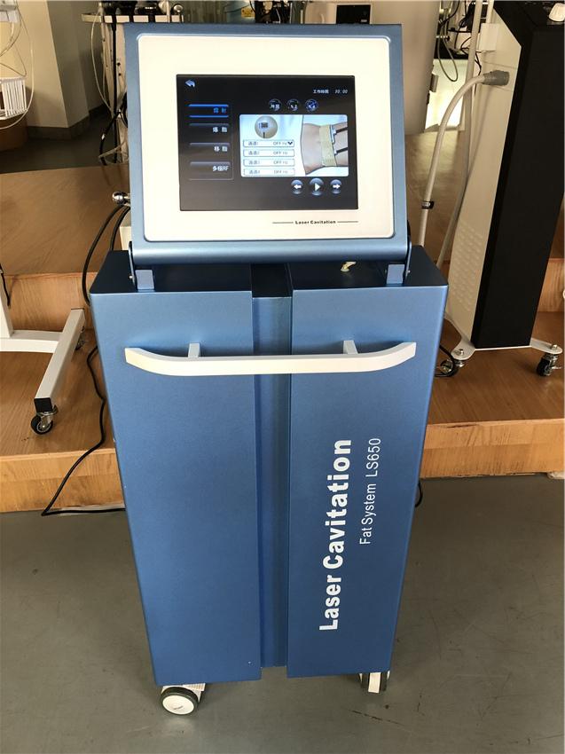 2022 Factory price Weight loss 40k cavitation non invasive ultrasonic liposuction tripolar for weigh loss and skin lifting slimming machine