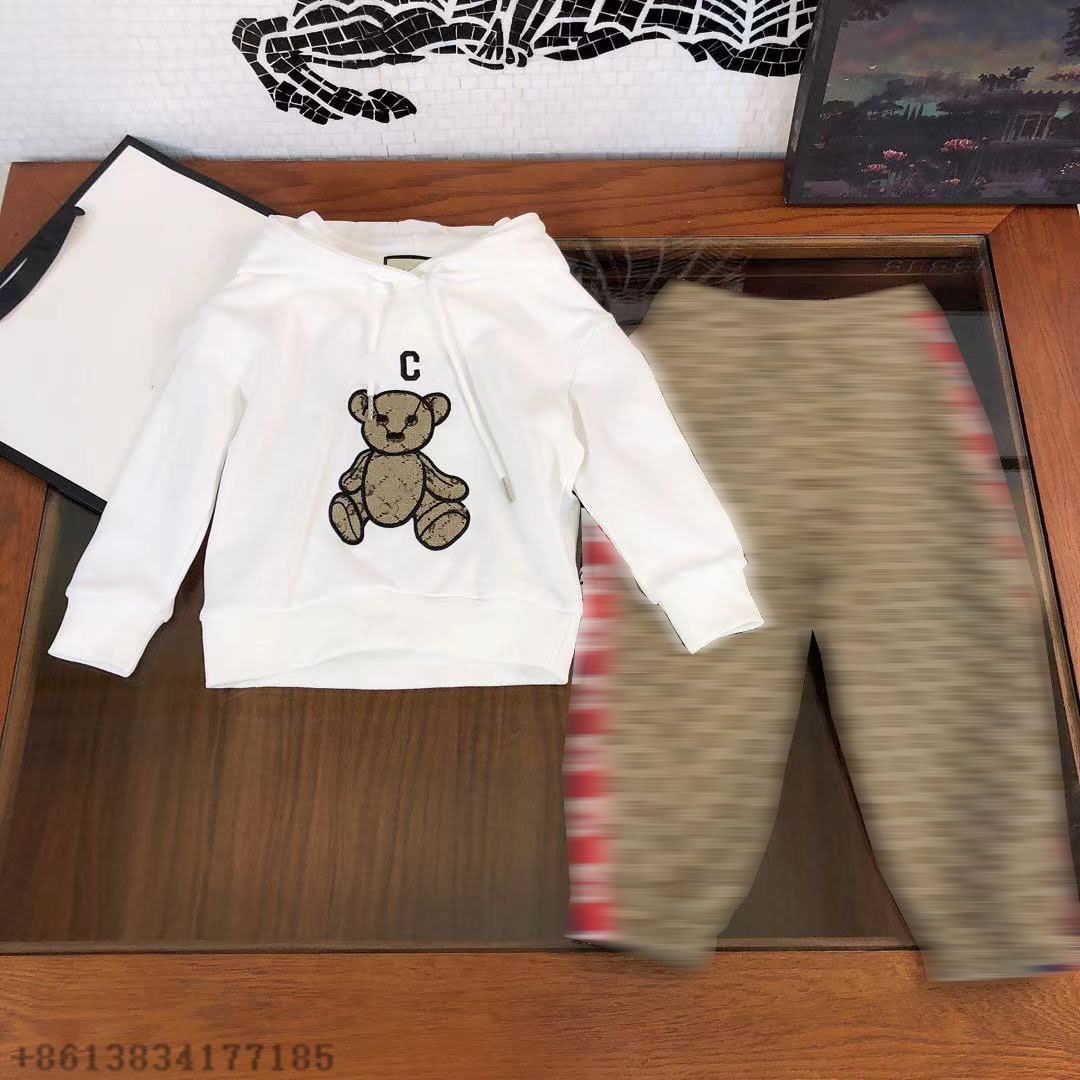 latest style baby clothes fashion designer bear hoodie trousers two-piece suit high-quality children suit sport white casual Designers Clothing Kids Boys, Supplementary price difference
latest style baby clothes fashion designer bear hoodie trousers two-piece suit high-quality children suit sport white casual Designers Clothing Kids Boys, Supplementary price difference