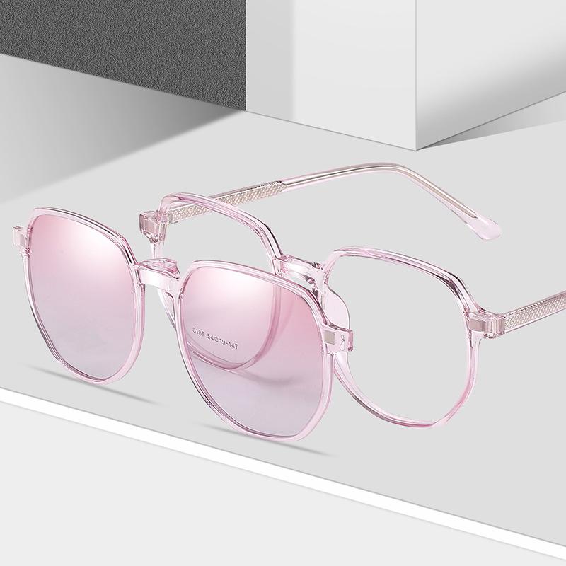 Sunglasses Metal Frame Myopia Set Of Dual-use For Men And Women Fashion Glasses Polarized Clip
Sunglasses Metal Frame Myopia Set Of Dual-use For Men And Women Fashion Glasses Polarized Clip