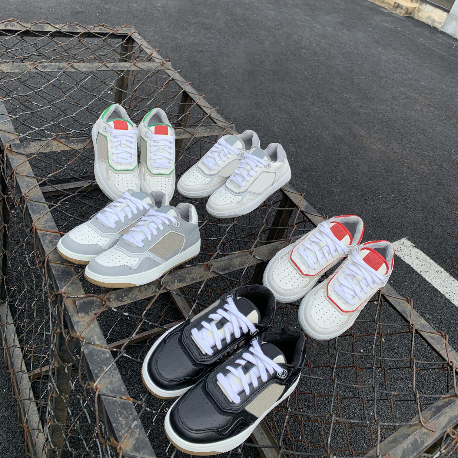Men Women Casual Sport Shoes Low Top White Red Smooth Calfskin Leather Luxury Sneakers Size 35-45 With Box Q-189, Not link product;not choose the option
Men Women Casual Sport Shoes Low Top White Red Smooth Calfskin Leather Luxury Sneakers Size 35-45 With Box Q-189, Not link product;not choose the option