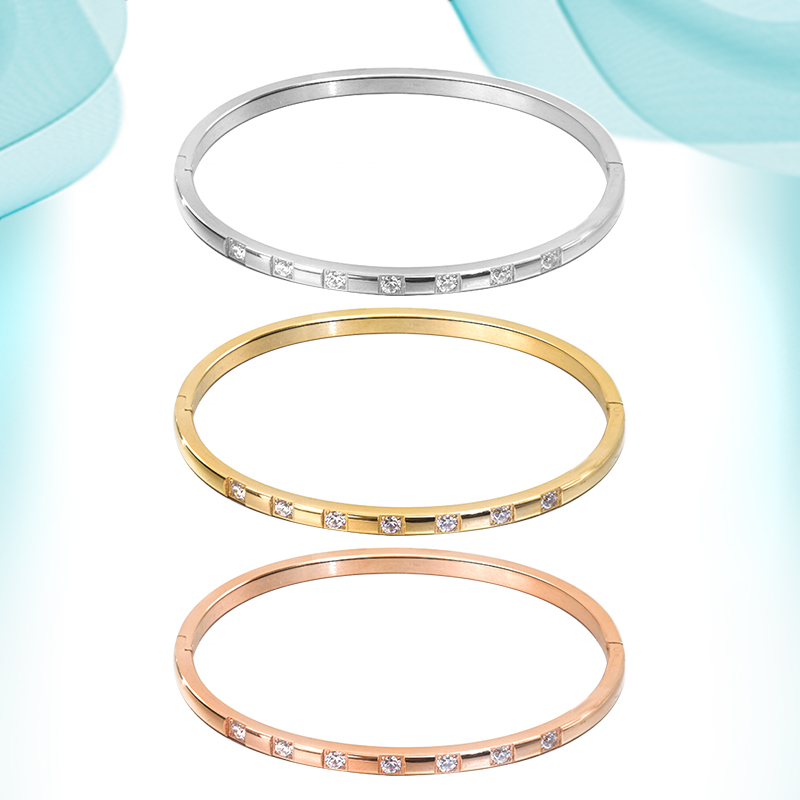New Type Clasp Ladies Bangle Micro-inlaid Zircon Titanium Steel Bangles Customized For Women Party Gifts Gloosy Crystal Diamond Comfortable Wearing Bracelets