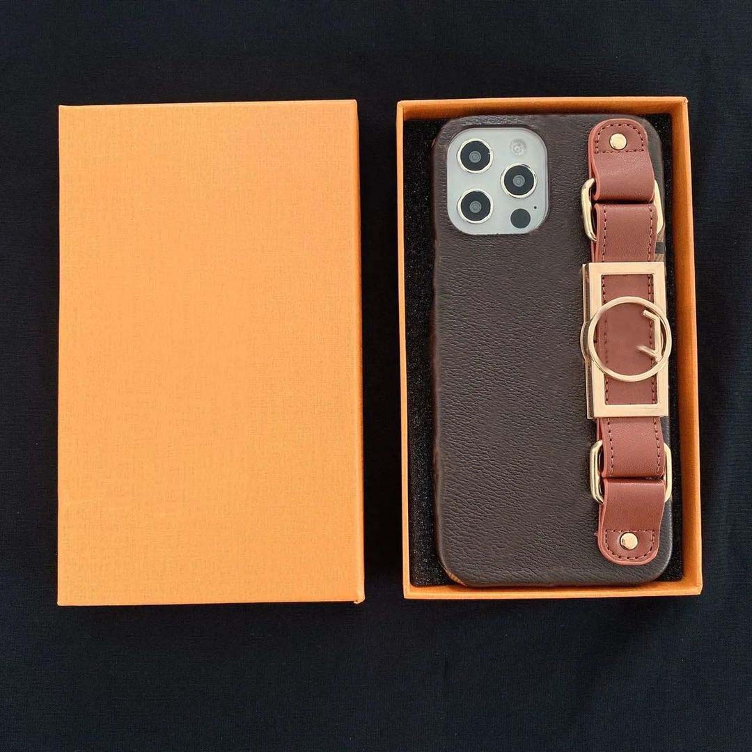 The New fashion phone case designer Iphone 12 pro max 11 pro max 7 8 plus X XR XS MAX case PU leather With box
The New fashion phone case designer Iphone 12 pro max 11 pro max 7 8 plus X XR XS MAX case PU leather With box