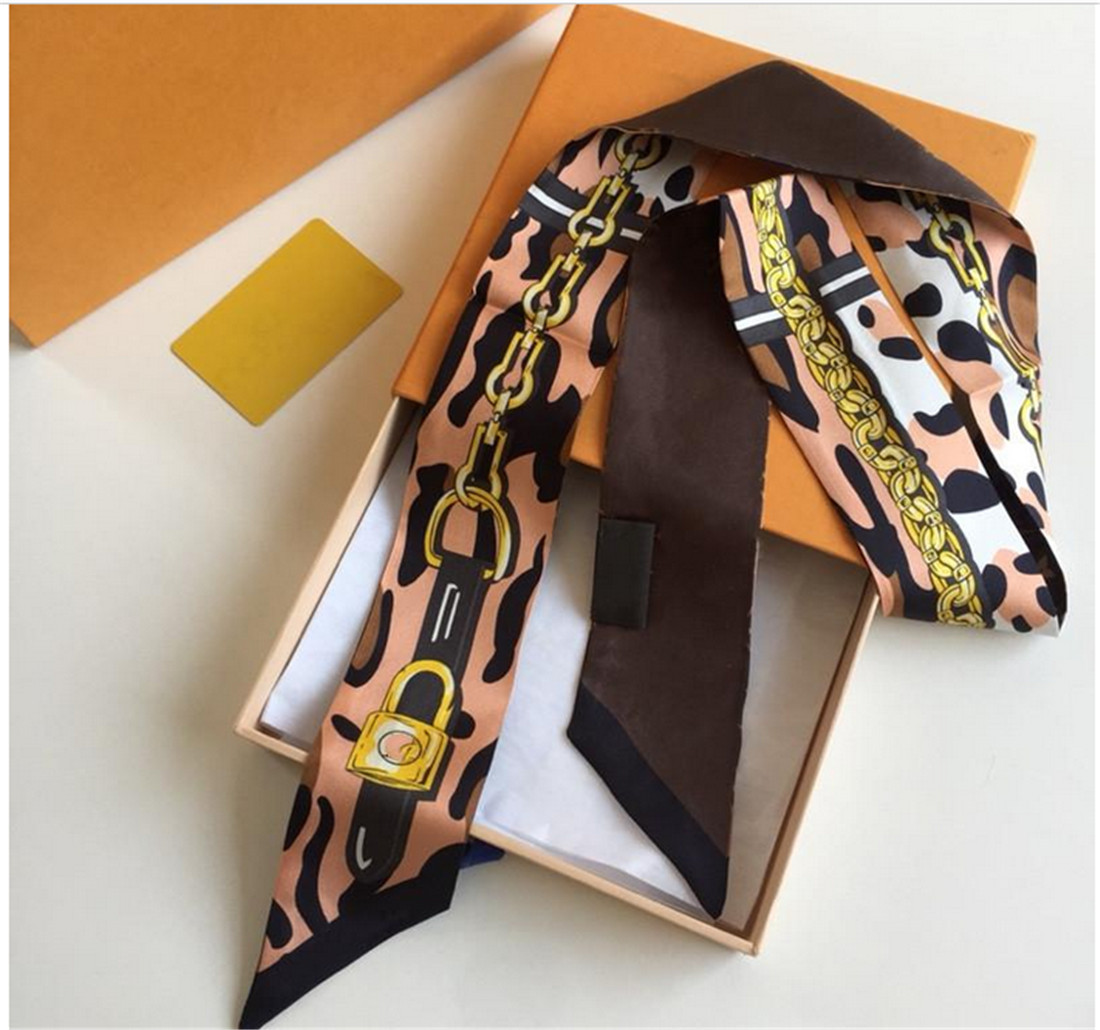Luxury brand womens Classic Handbag Scarf Headbands Women Letter Flower Silk Scraves Bandeaux Bag Hair BANDEAU
Luxury brand womens Classic Handbag Scarf Headbands Women Letter Flower Silk Scraves Bandeaux Bag Hair BANDEAU