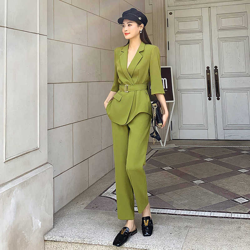 Summer style high quality plus size -5XL women's suit pants two-piece casual half-sleeved slim ladies jacket 210527, Green
Summer style high quality plus size -5XL women's suit pants two-piece casual half-sleeved slim ladies jacket 210527, Green