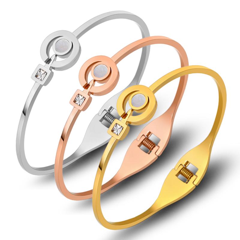 Bangle Summer Zirconia Crystal Big Circle Shell Woman Bracelet&Bangle Stainless Steel Spring Open Pulseiras Fashion Jewelry
Bangle Summer Zirconia Crystal Big Circle Shell Woman Bracelet&Bangle Stainless Steel Spring Open Pulseiras Fashion Jewelry