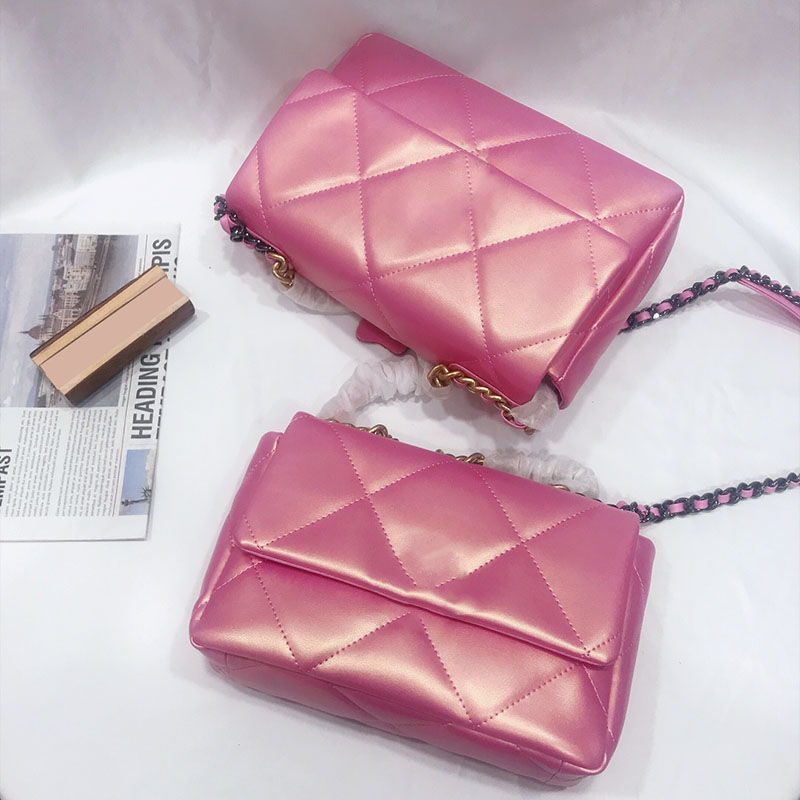 designer Fashion Pearl Iridescent Bag Soft Leather Quilted Crossbody Clutch Wallet Purses Cosmetic Large Capacity, 25cm pink
designer Fashion Pearl Iridescent Bag Soft Leather Quilted Crossbody Clutch Wallet Purses Cosmetic Large Capacity, 25cm pink