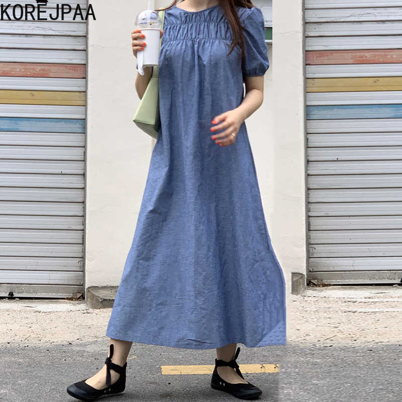 Korejpaa Women Dress Summer Korean Niche Retro Round Neck Pleated Design Loose Casual Thin Puff Sleeve Denim Blue Vestidos 210526
Korejpaa Women Dress Summer Korean Niche Retro Round Neck Pleated Design Loose Casual Thin Puff Sleeve Denim Blue Vestidos 210526