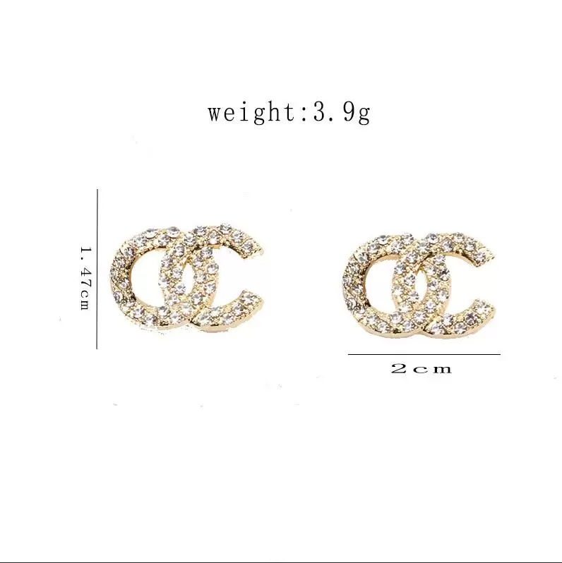 Style Stud 18K Gold Plated 925 Silver Luxury Brand Designers Letters Stud Geometric Famous Women Round Crystal Rhinestone Pearl Earring Wedding Party Jewerlry
Style Stud 18K Gold Plated 925 Silver Luxury Brand Designers Letters Stud Geometric Famous Women Round Crystal Rhinestone Pearl Earring Wedding Party Jewerlry