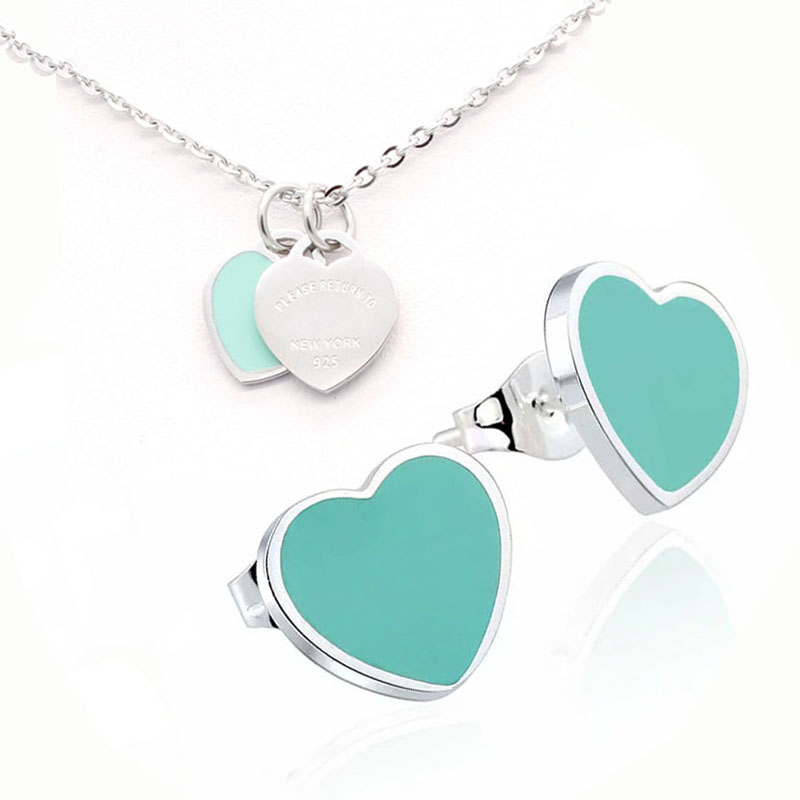Newest Silver Gold Vintage enamel PINK Green Heart Charms Necklace and Earring Jewelry set Pendant Luxury Women Men chain Stainless T letters Jewellry sets, Check picture
Newest Silver Gold Vintage enamel PINK Green Heart Charms Necklace and Earring Jewelry set Pendant Luxury Women Men chain Stainless T letters Jewellry sets, Check picture