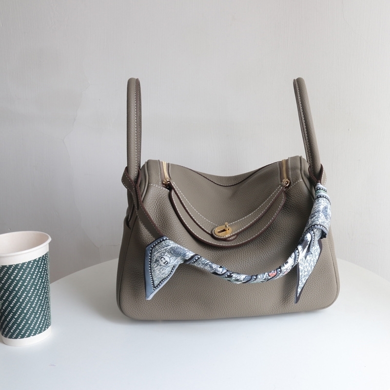Women Luxurys Designers Bags 2021 Upgraded version Juneng semi manual top layer Togo cow leather Designer Handbag Handbags Totes Crossbody Bag
Women Luxurys Designers Bags 2021 Upgraded version Juneng semi manual top layer Togo cow leather Designer Handbag Handbags Totes Crossbody Bag