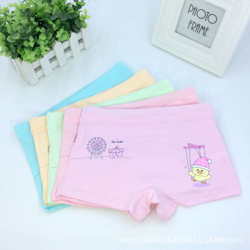 type of children's underwear combed cotton middle school students plus oversized cute cartoon girls' Boxers, Camo
type of children's underwear combed cotton middle school students plus oversized cute cartoon girls' Boxers, Camo