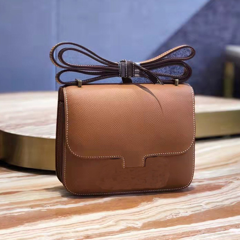 7A Mini crossbody bag handmade M99180003 Women Luxurys Designers Bags 2021 Classic Fashion cowhide flap Genuine Leather Shoulder purse pochette plaid clutch, Yellow
7A Mini crossbody bag handmade M99180003 Women Luxurys Designers Bags 2021 Classic Fashion cowhide flap Genuine Leather Shoulder purse pochette plaid clutch, Yellow