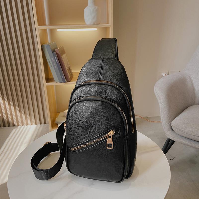 Luxury Cross Body Bags Men and Women Chest Bags Casual Outdoor Sports Backpack Waist Bag, Black
Luxury Cross Body Bags Men and Women Chest Bags Casual Outdoor Sports Backpack Waist Bag, Black