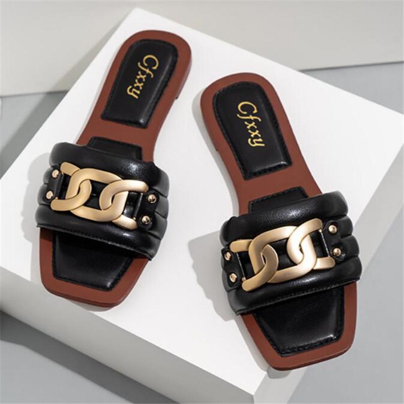 Ladies Slippers 2021 Summer Slides Fashion Black Metal Chain Decorated Flat Round Toe Women Female Beach Shoes
Ladies Slippers 2021 Summer Slides Fashion Black Metal Chain Decorated Flat Round Toe Women Female Beach Shoes
