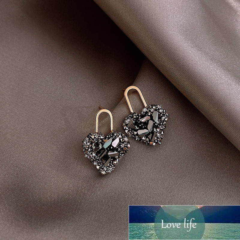 New Arrival Trendy Black Crystal Love Heart Stud Earrings For Women Sweet Delicate Jewelry Fashion Party Oorbellen Factory price expert design Quality